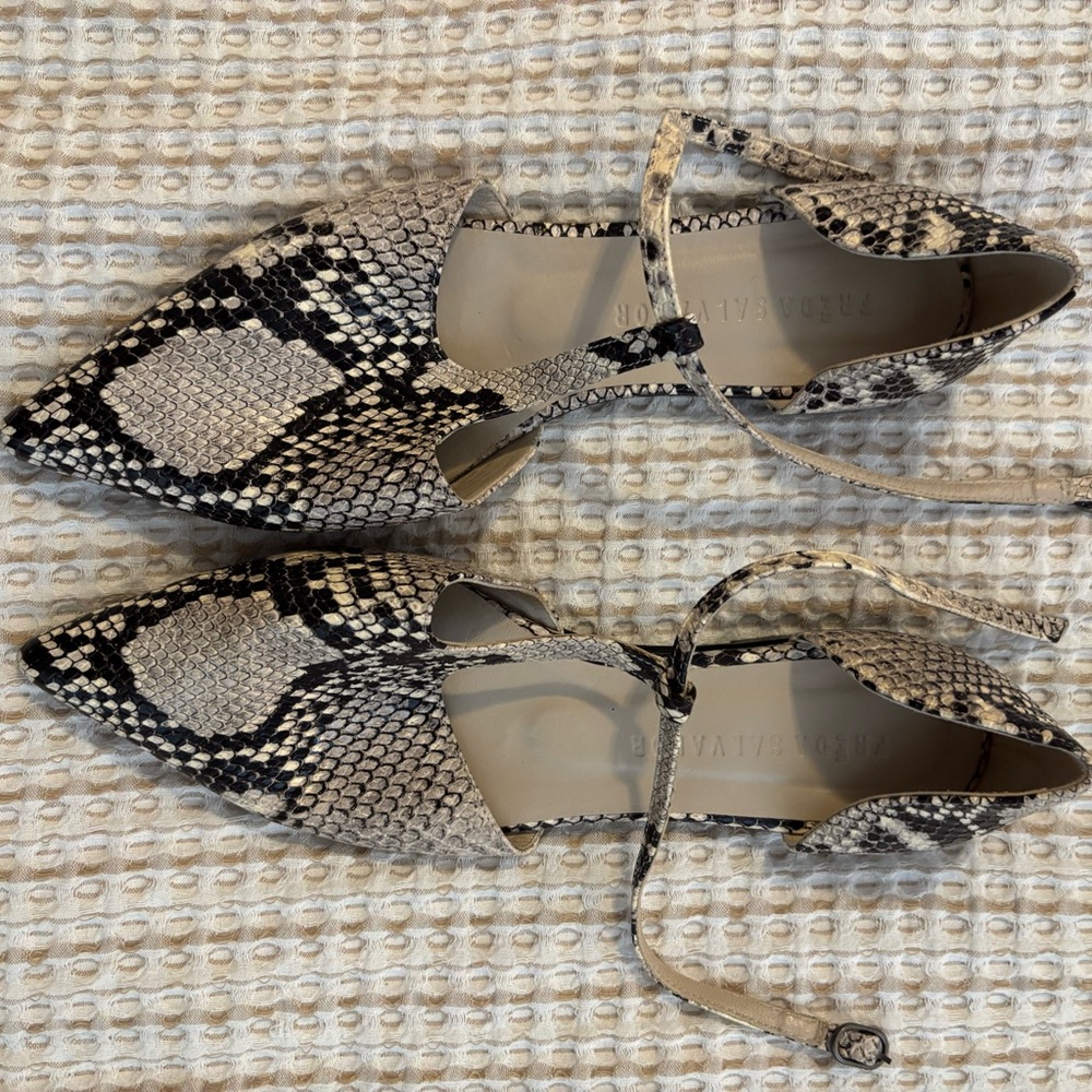 Freda Salvador Snakeskin Patterned Women's Flats